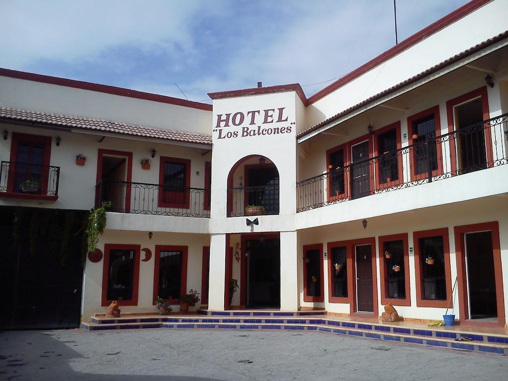 Hotel Los Balcones Parras de la Fuente Exterior photo