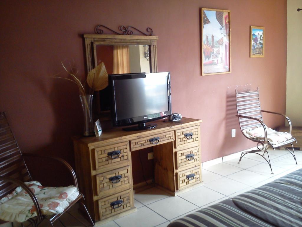 Hotel Los Balcones Parras de la Fuente Room photo